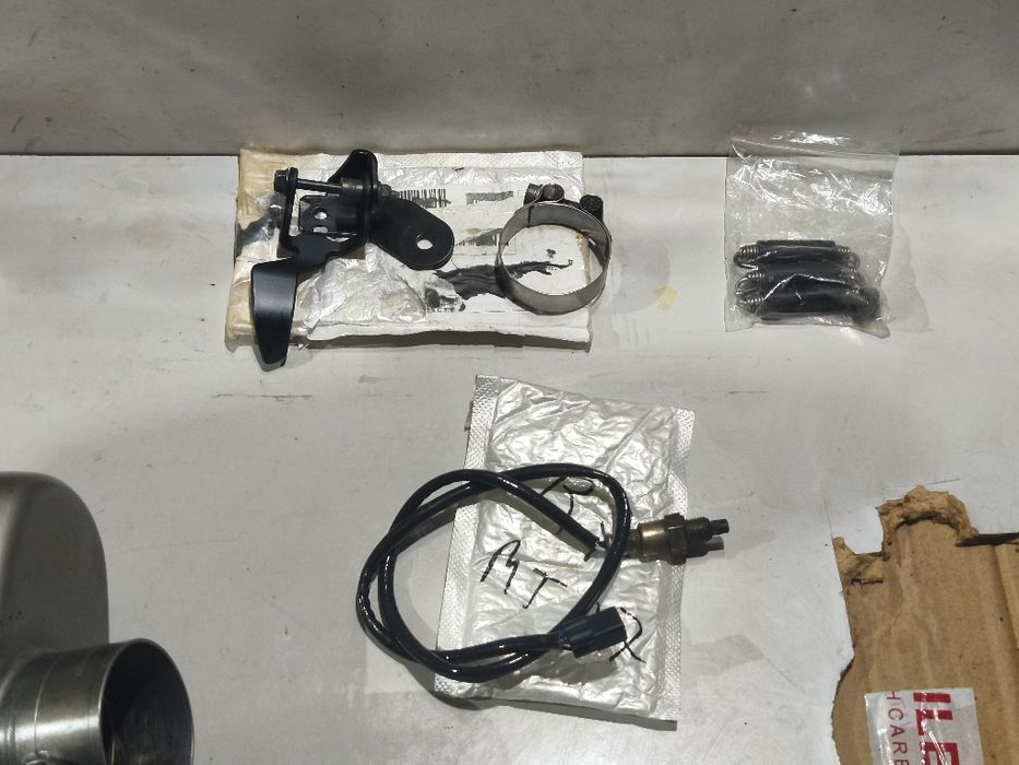 Akrapovic  euro 5 Yamaha R7  / MT 07