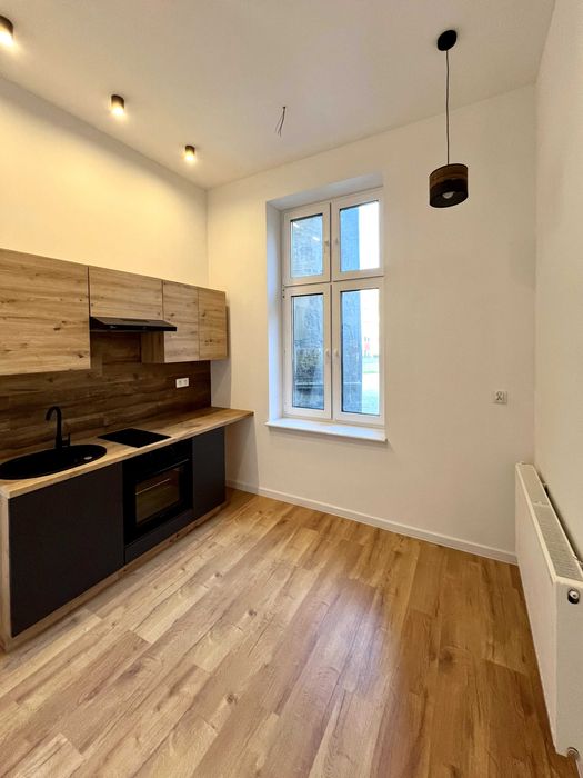 MIESZKANIE NA SPRZEDAŻ kawalerka w centum Krotoszyna parking