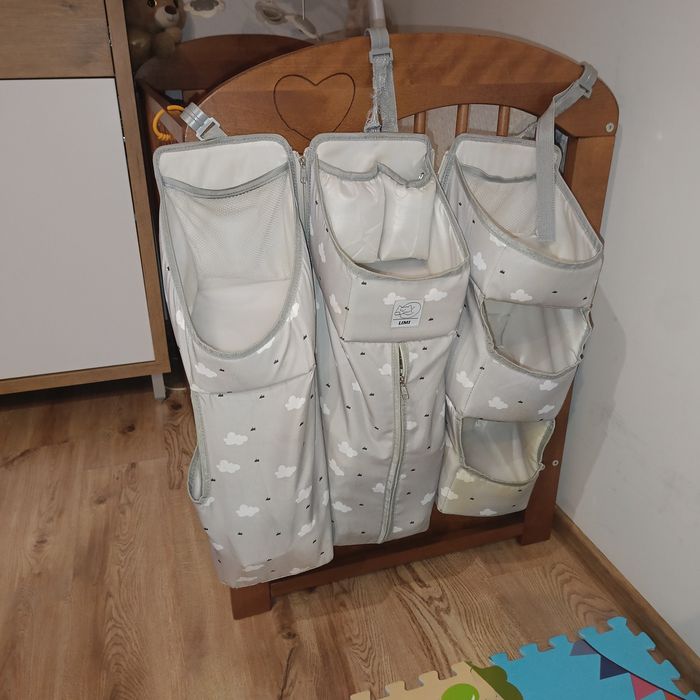 Organizer na łóżeczko