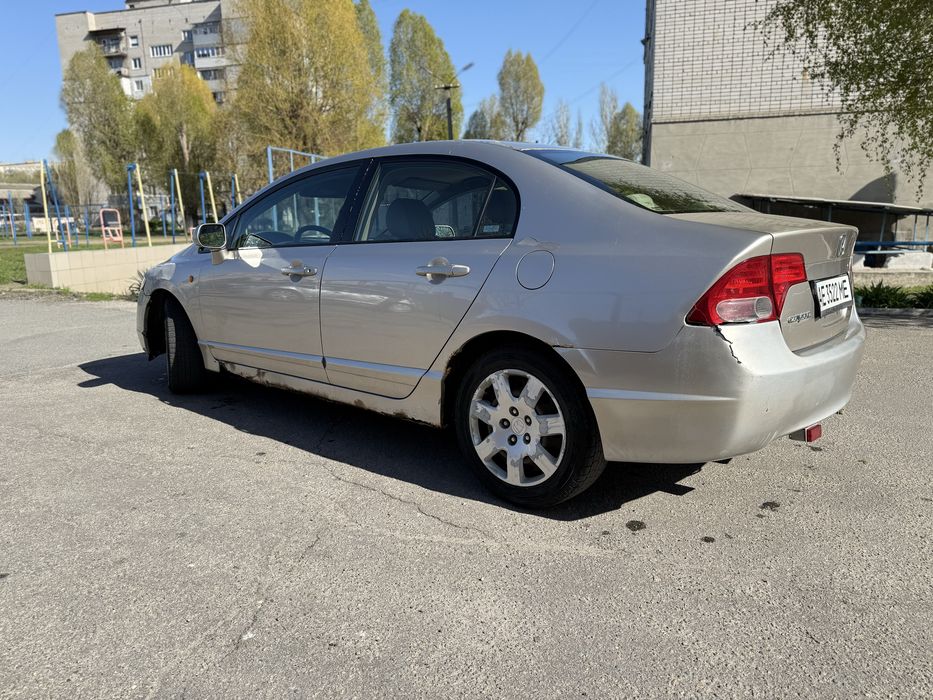 Honda Civic 1.8 бензин