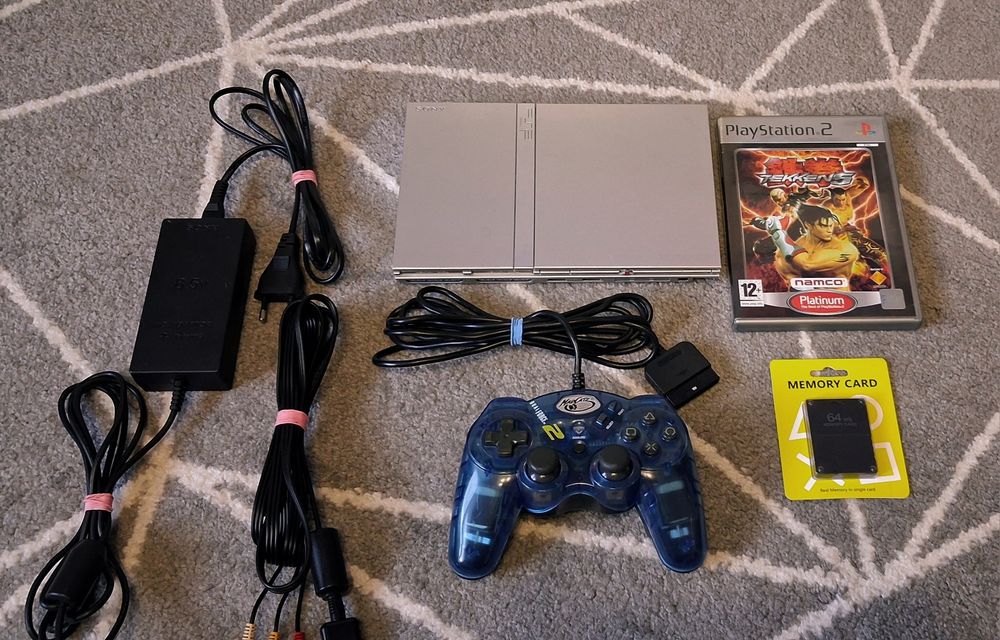 Konsola SONY PlayStation 2 Slim PS2 SCPH-77004 Date Code 7D + Tekken 5