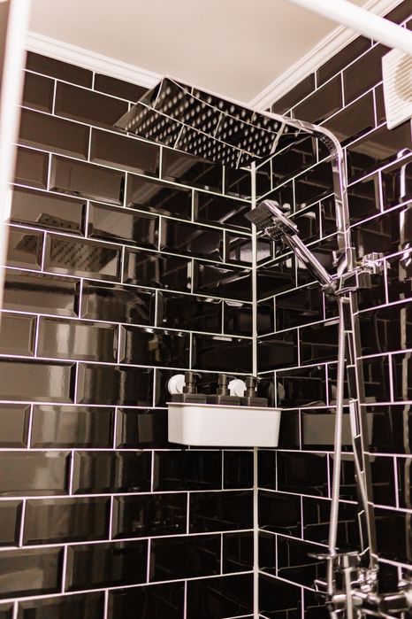 Black&White Нова стильна квартира вул.Київська новий мкрн. Подобово