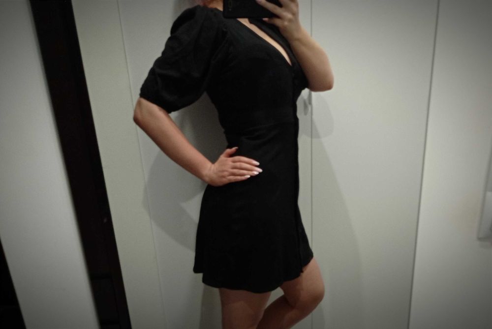 Sukienka grubsza z bufkami S /XS