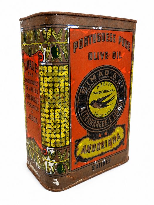 Antiga lata vintage