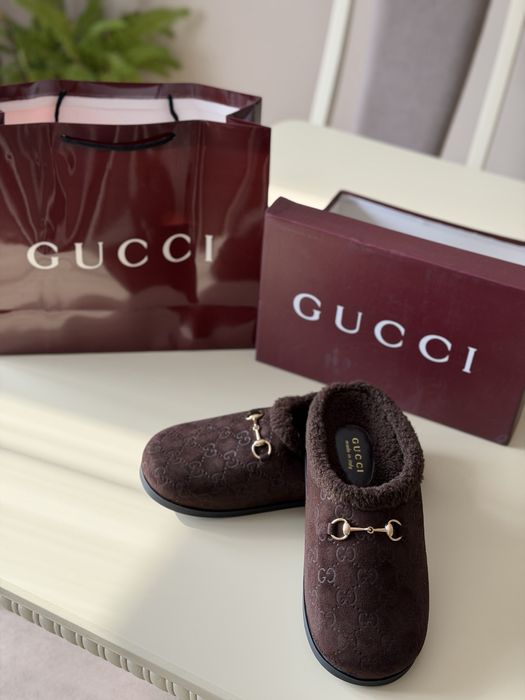 Сабо, мюлі, лофери Gucci