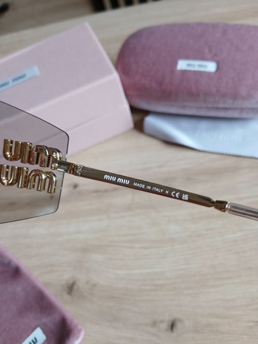 Okulary przeciwsłoneczne Miu Miu