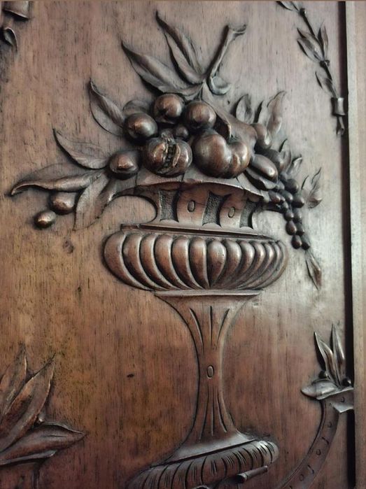 Kredens dębowy - początek XX wieku