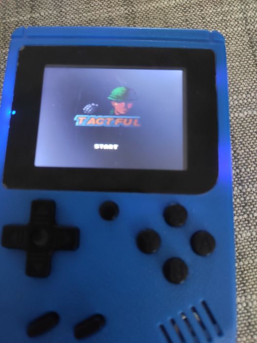 Przenośna konsola do gier