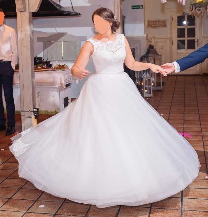 Suknia ślubna - Victoria Soprano - welon gratis