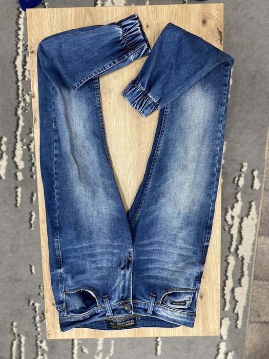 Джинси чоловічі