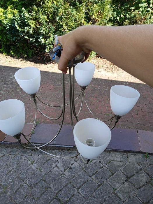 Żyrandol\lampa   biały szklany