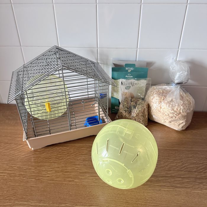 Все для хомʼячка або іншого гризуна (клітка, поїлка, колесо, корм)