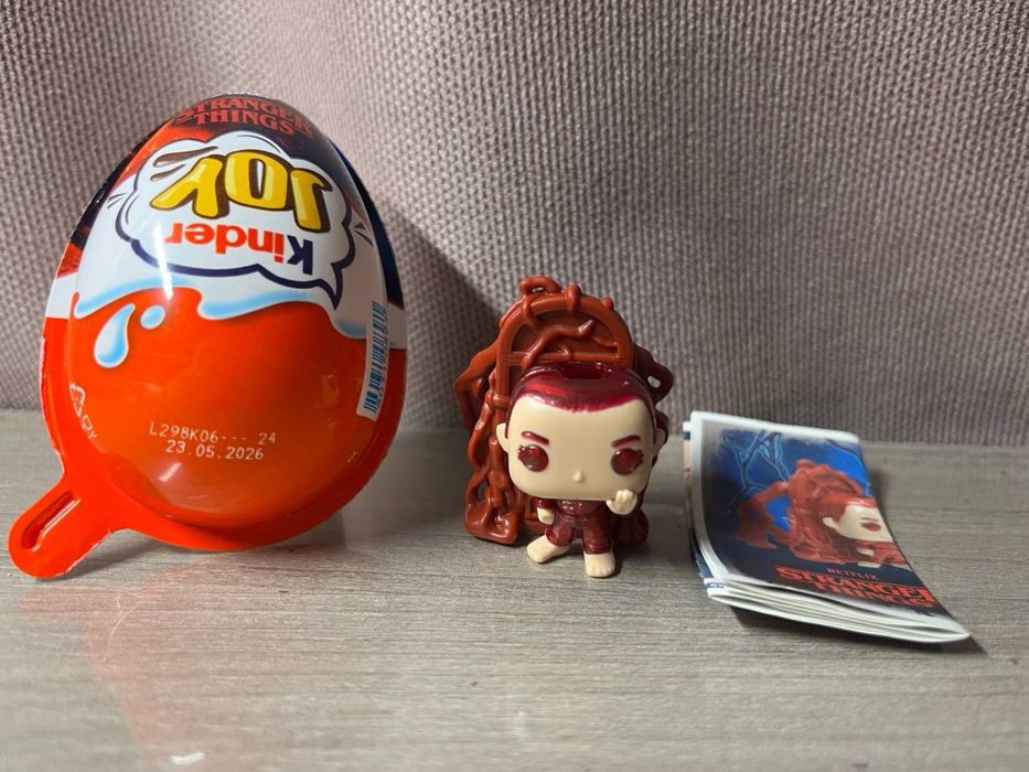 Кіндер joy фігурки Дивні дива stranger things