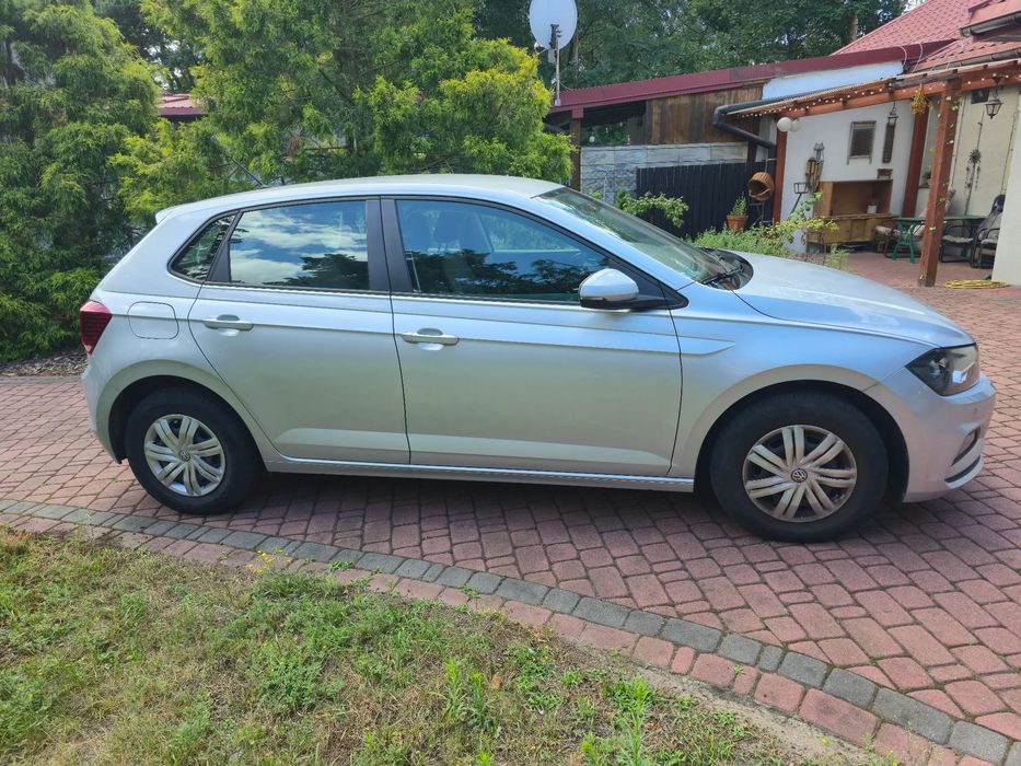 Volkswagen Polo VOLKSWAGEN POLO 1.0 Trendline rocznik 2019