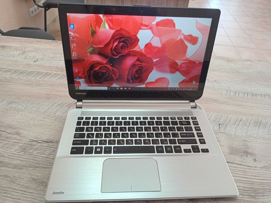 Ноутбук Toshiba Sattelite E45T INTEL CORE i5-4210U Full HD Тачскрін