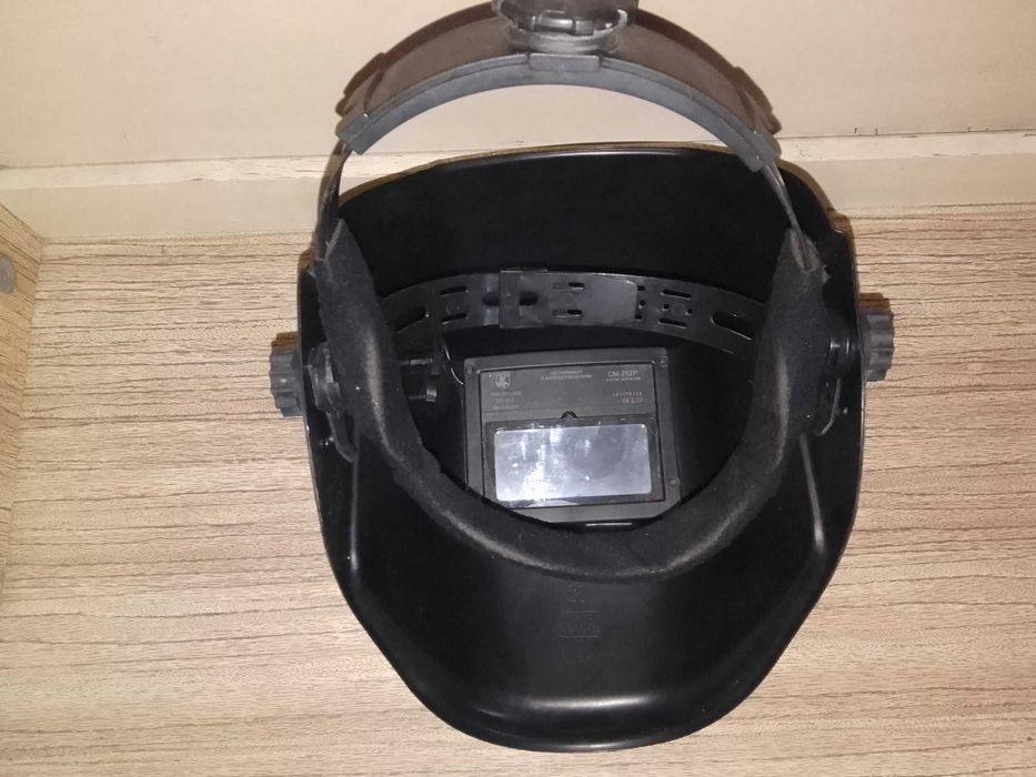Захисна Маска зварювальника,хамелеон, KENTAVR CM252P, плюс подарунок