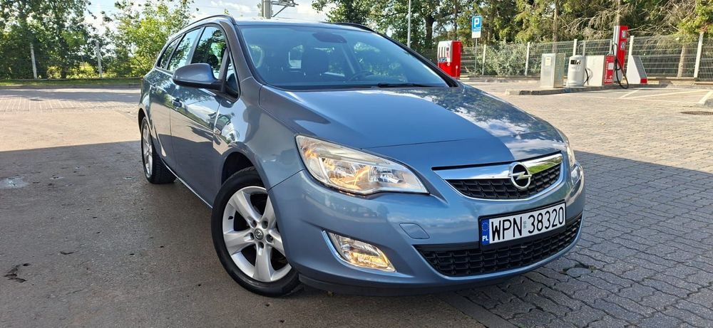 Opel Astra 1.6T 180KM Klima Alu Serwis Super Stan Gwarancja