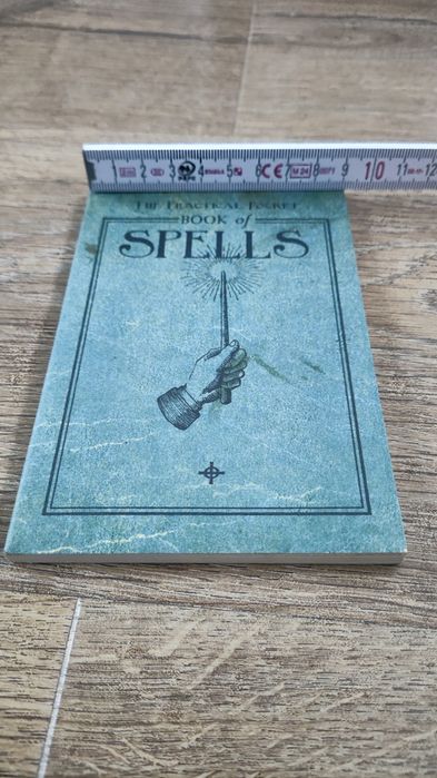 Harry Potter Praktyczna księga zaklęć Dervis Macazlan Spells Muggle