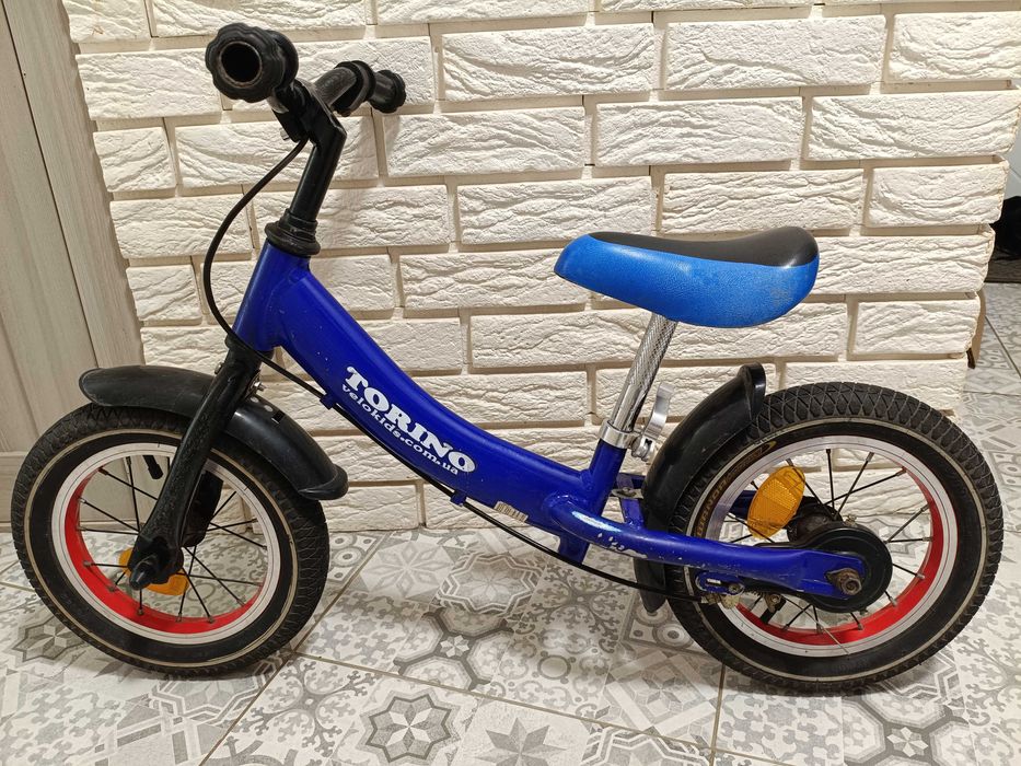 Продам біговел велобег беговел TORINO