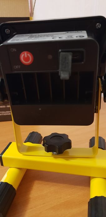 Ліхтар-прожектр світлодіодний укумуляторний Anslut USB  IP54