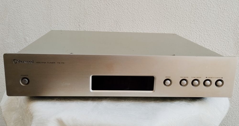 Tuner Sherwood TX 7C