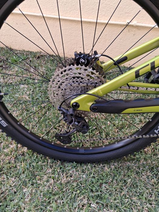 Cube ebike tem 208 km