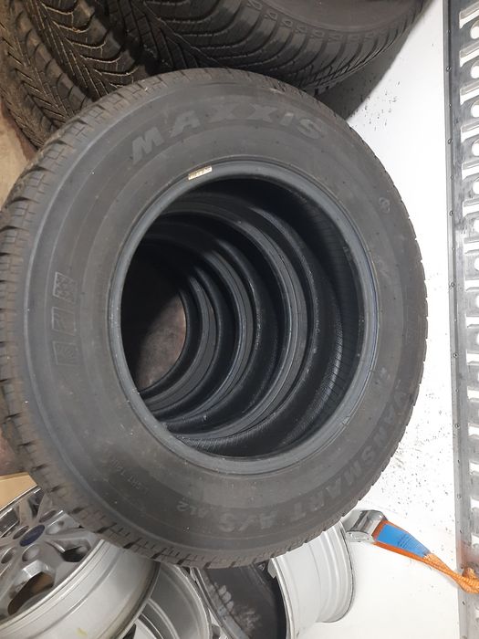 Opony Zimowe 215/70R16C Jak Nowe