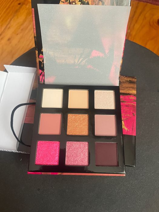 Тіні для повік Avon