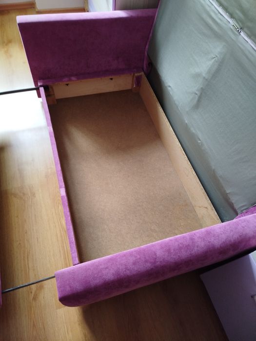 Sprzedam łóżko sofę