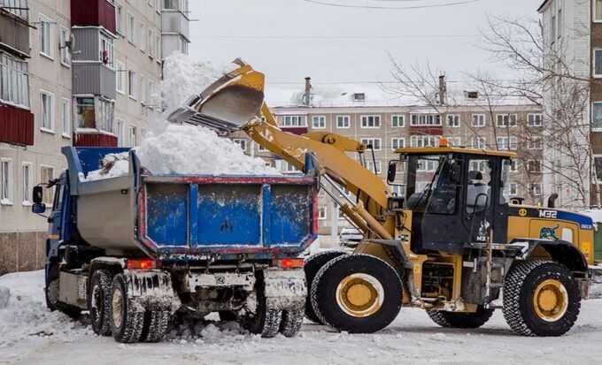 Чистка снега, снос ветхих домов под ключ, вывоз мусора в Харкьове
