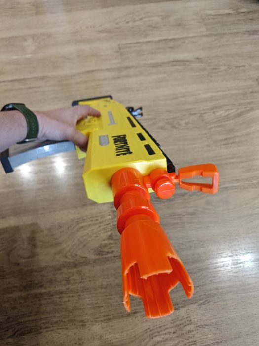 Бластер Nerf Fortnite AR Elite (SCAR) в ідеалі