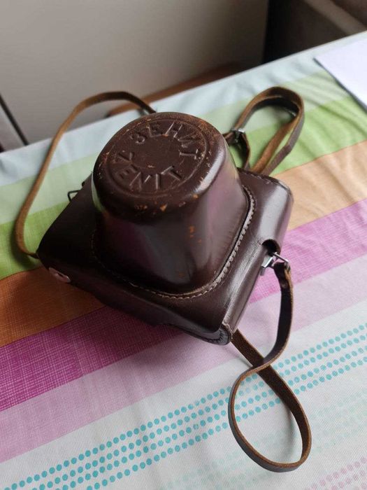 Зеркальный фотоаппарат Zenit