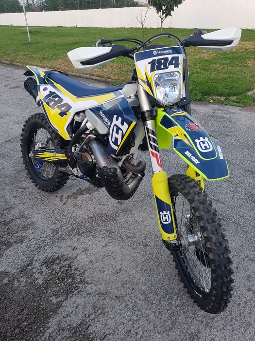 Mota Enduro Husqvarna 250 te modelo 2018