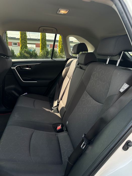 Samochód Toyota RAV4