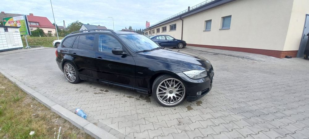 BMW e91  320d 2010rok