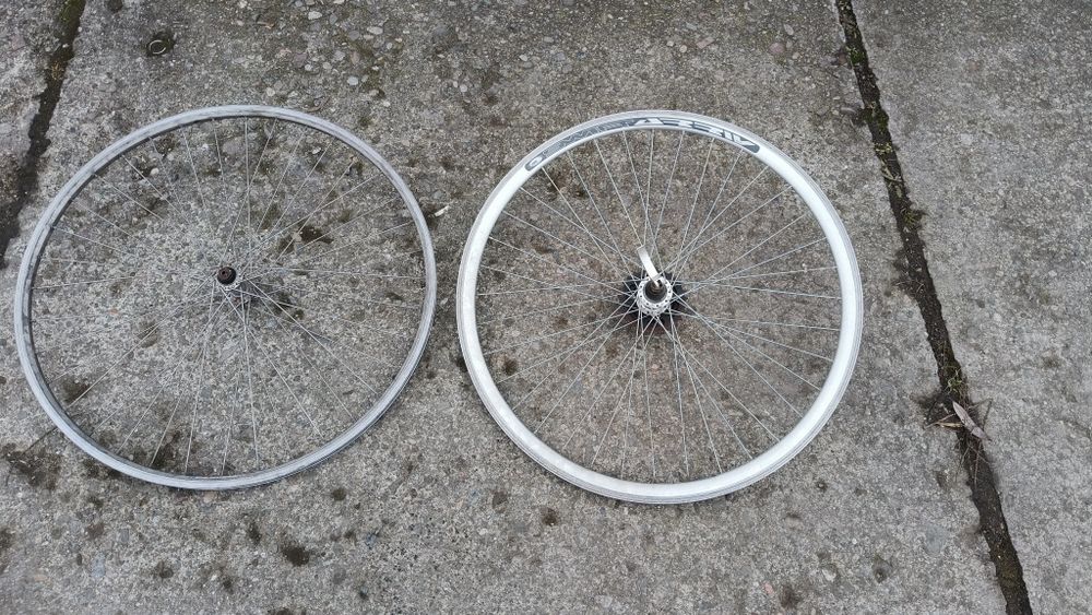 Koło felga  obręcz do roweru 28 cali - PRZEDNIE