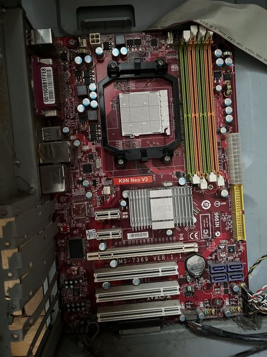 Материнська плата MSI K9N Neo V3 для процесорів AM 2