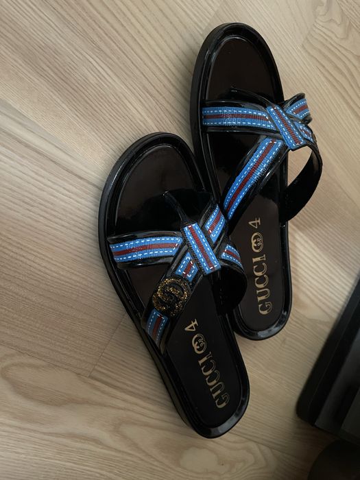 Sprzedam kapcie Gucci