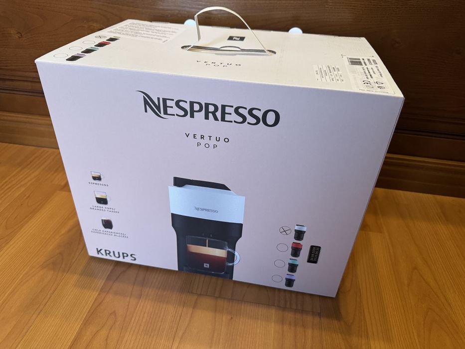 Máquina de Café Nespresso Vertuo POP Nova