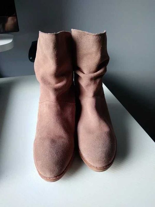 Botki skórzane lasocki