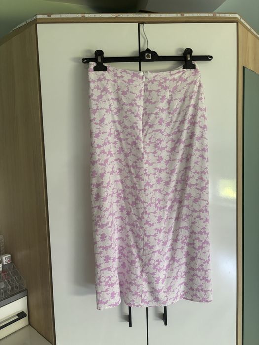 Spódnica w kwiatki we wzory z wiskozy XS Primark