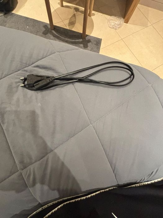 PlayStation 4 com comando incluído