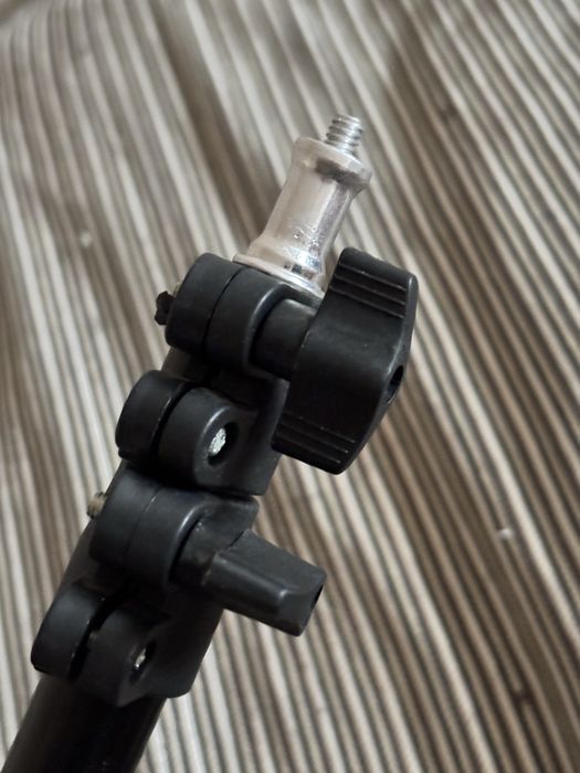 Штатив для телефону, кільцевої лампи