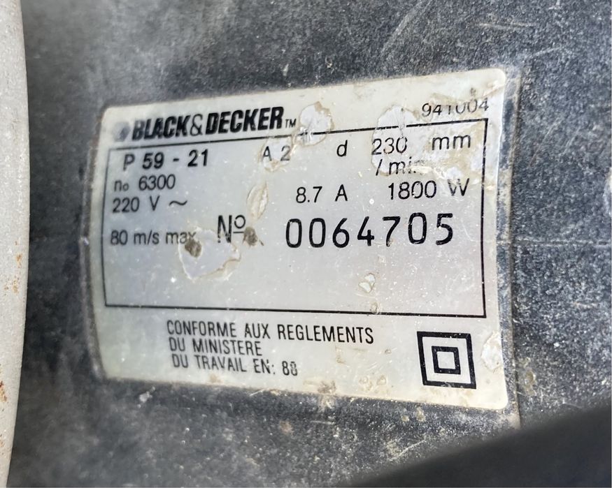 Rebarbadora profissional Black&Decker