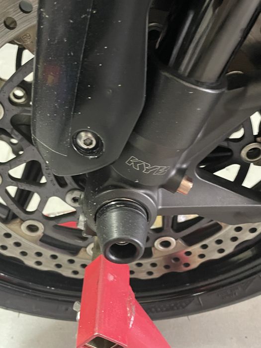 Kawasaki ZX10R 2008  branca e preto  28000  km