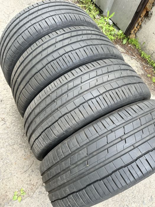 Шини 235 55 19 105W XL Hankook Ventus S1 Evo3 SUV комплект