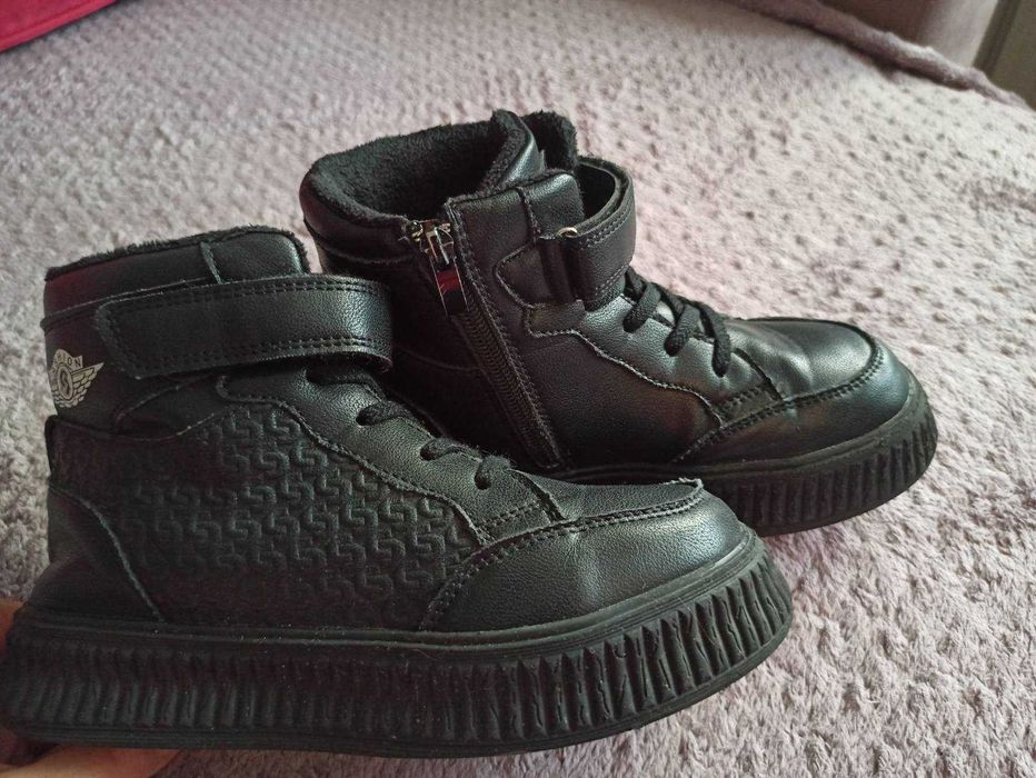 Демісезонні ботінки на флісі, устілка 21,9см