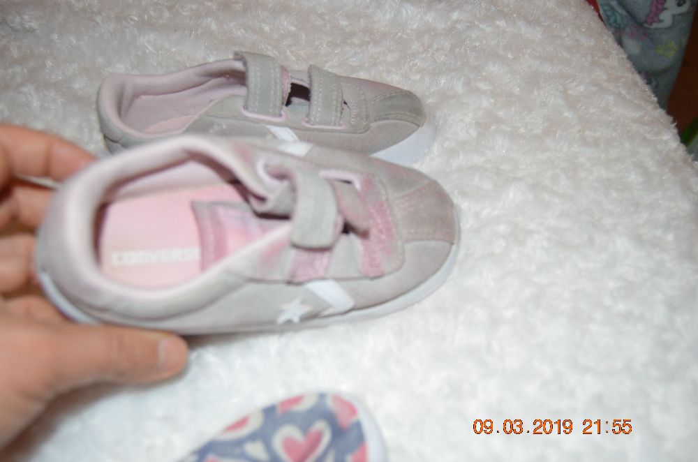 sapatilhas tipo alpercatas Benetton - 3 anos