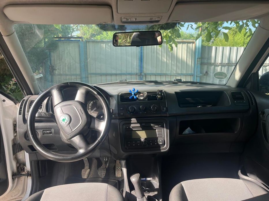 Skoda Fabia 2011року