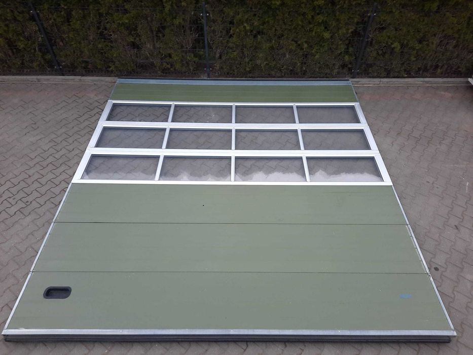 Brama segmentowa przemysłowa Lindab 400x430 Niemiecka garażowa panel 50mm DOWÓZ CAŁY KRAJ